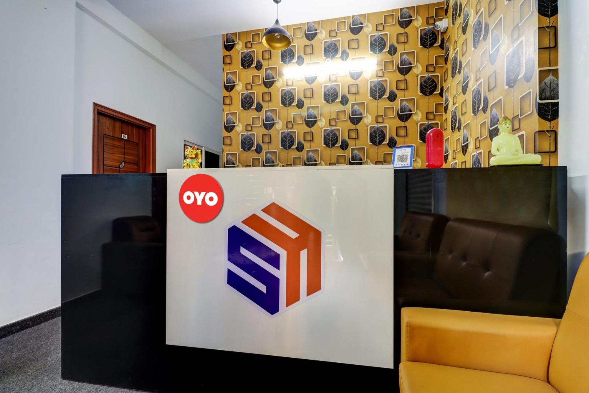 Oyo Pm Hotels Bangalore Exterior photo