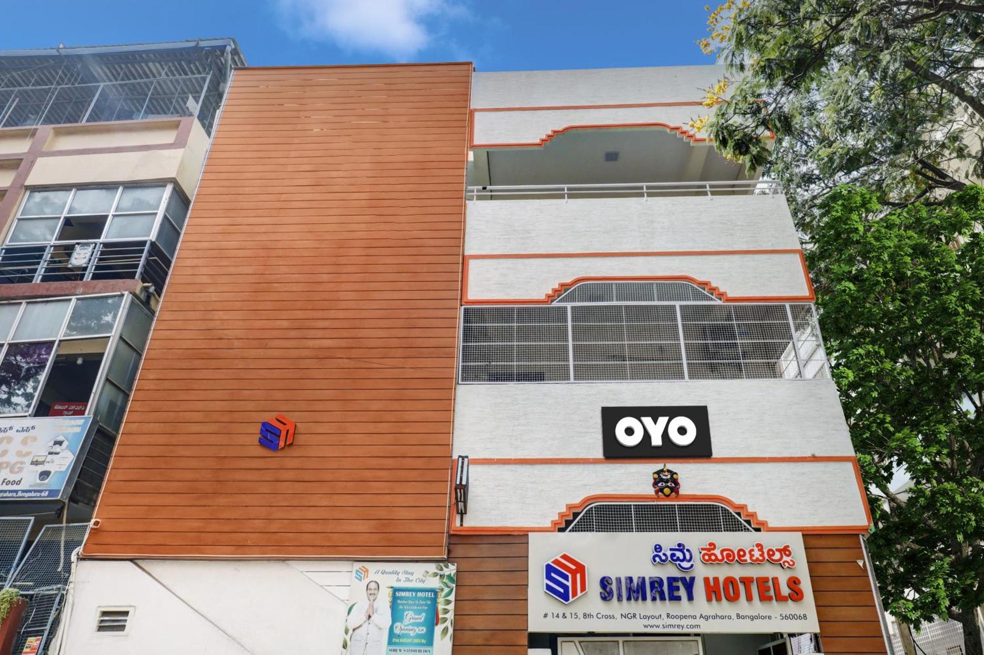 Oyo Pm Hotels Bangalore Exterior photo